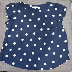 LOFT Plus Navy and White Dot Top